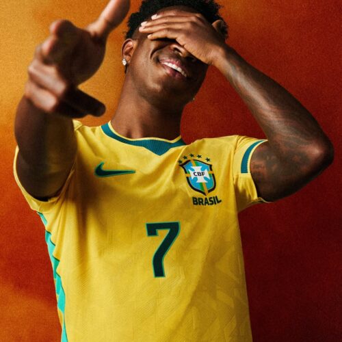Image de l'article Nike présente les maillots du Brésil pour la Coupe du monde