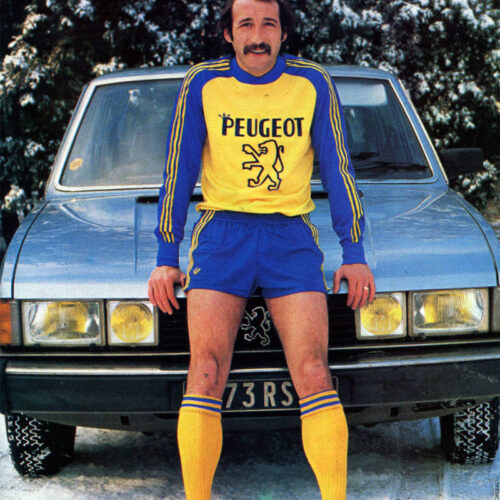 Image de l'article Peugeot va revenir sur le maillot du FC Sochaux !