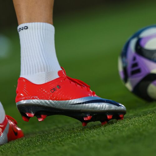 Image de l'article Nike remet au goût du jour la Mercurial Superfly 1 de Ronaldo