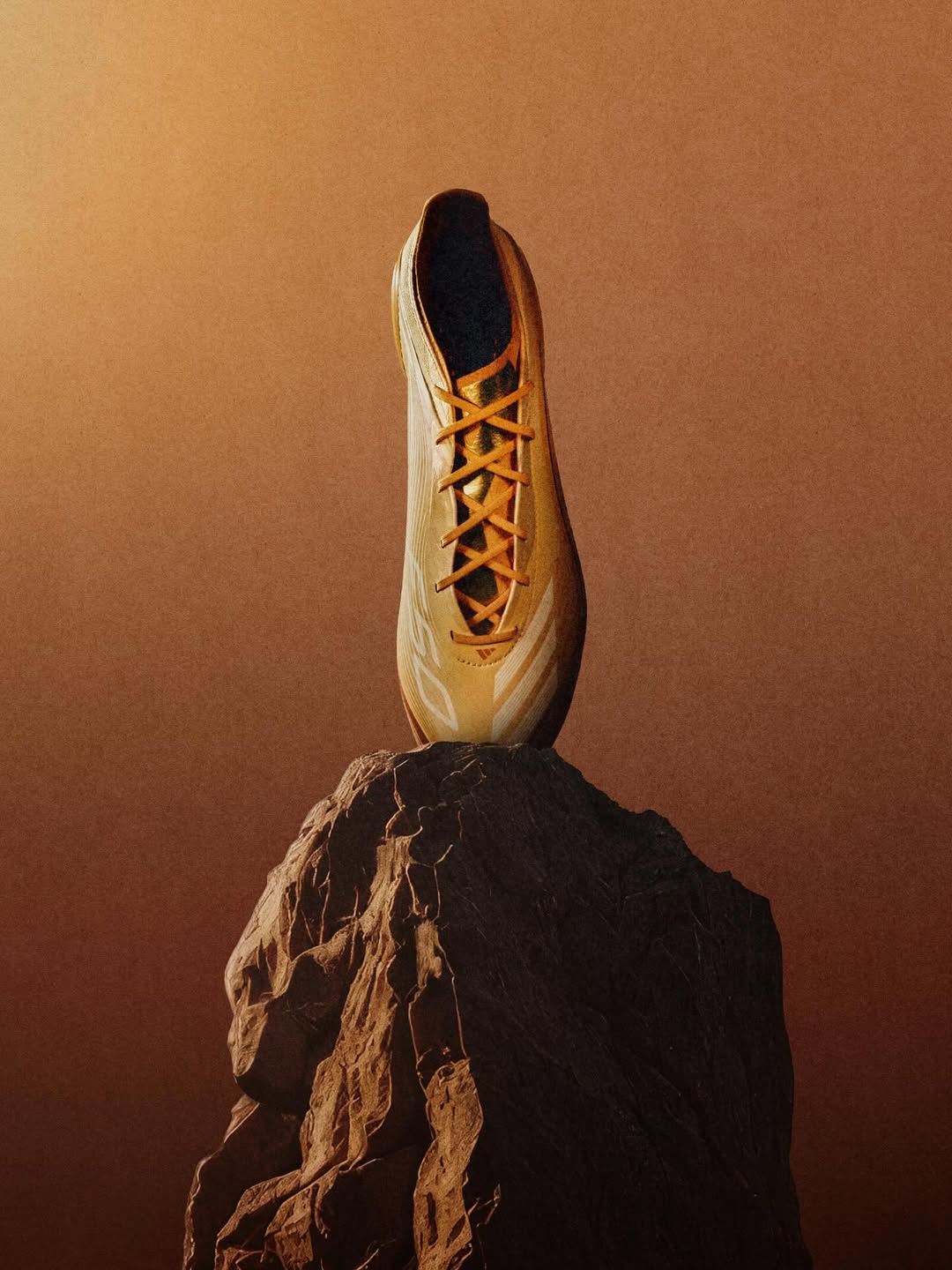 crampons messi adidas hora doroda