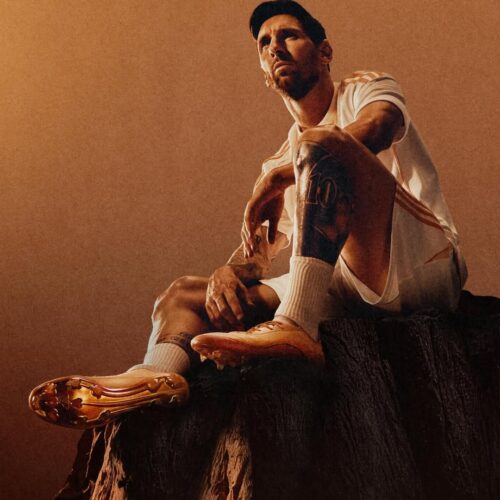 Image de l'article L'orange s'invite sur les nouveaux crampons signature de Lionel Messi