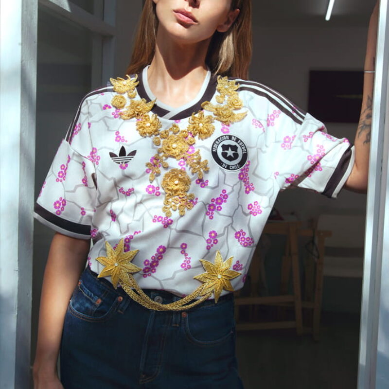 maillot-chili-exterieur-2026-adidas-artistes-14