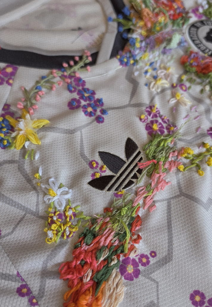 maillot-chili-exterieur-2026-adidas-artistes