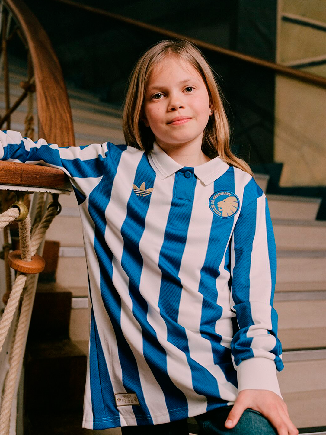 maillot-foot-fc-copenhague-150-ans-adidas-4