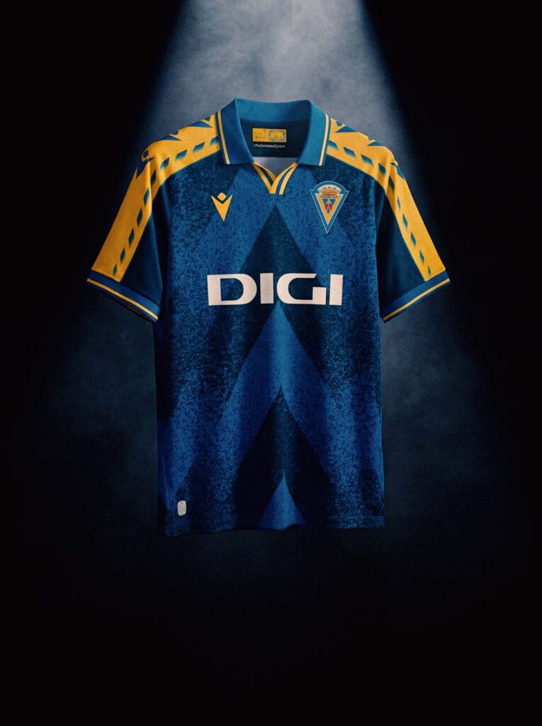 maillot la liga retro 2025 2026 macron