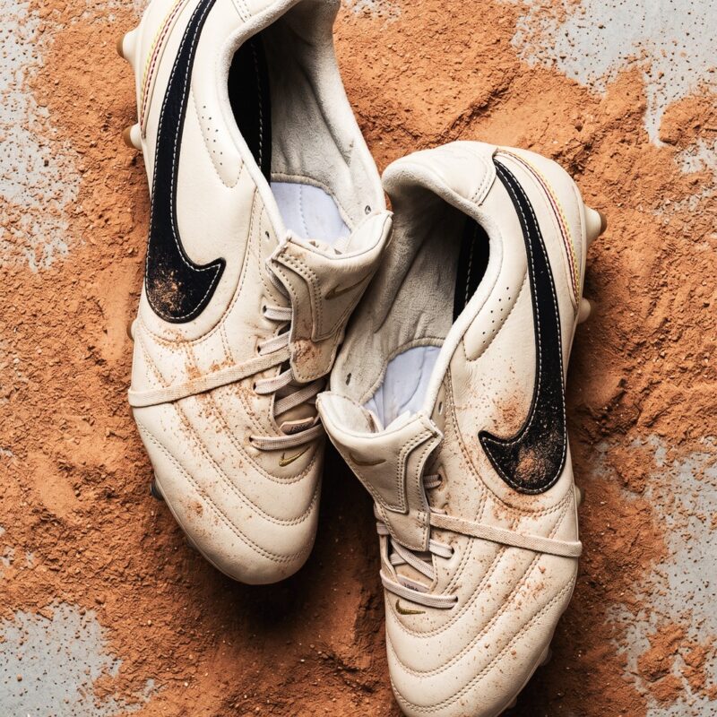 nike-tiempo-ligera-ronaldinho