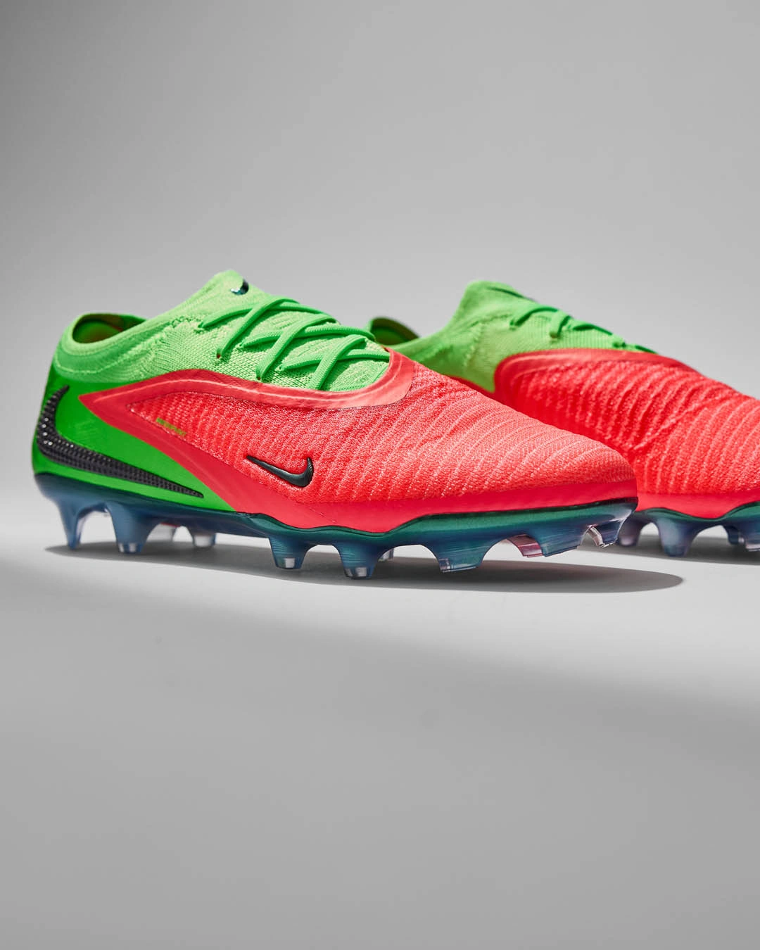 paire-signature-erling-haaland-phantom 6 inspiration hypervenom