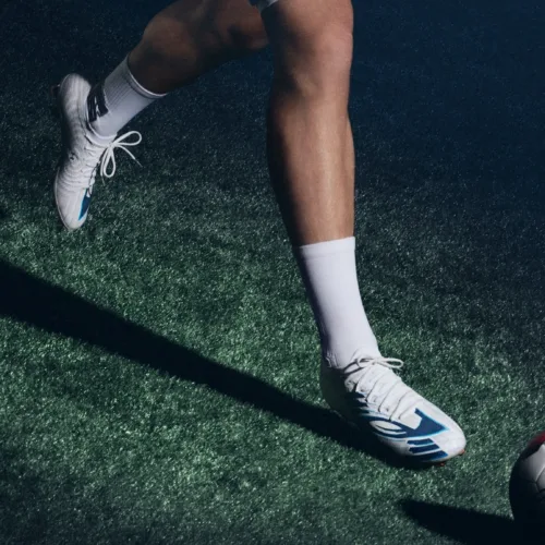 Image de l'article Under Armour dévoile la Shadow Elite 4, la nouvelle paire d’Achraf Hakimi