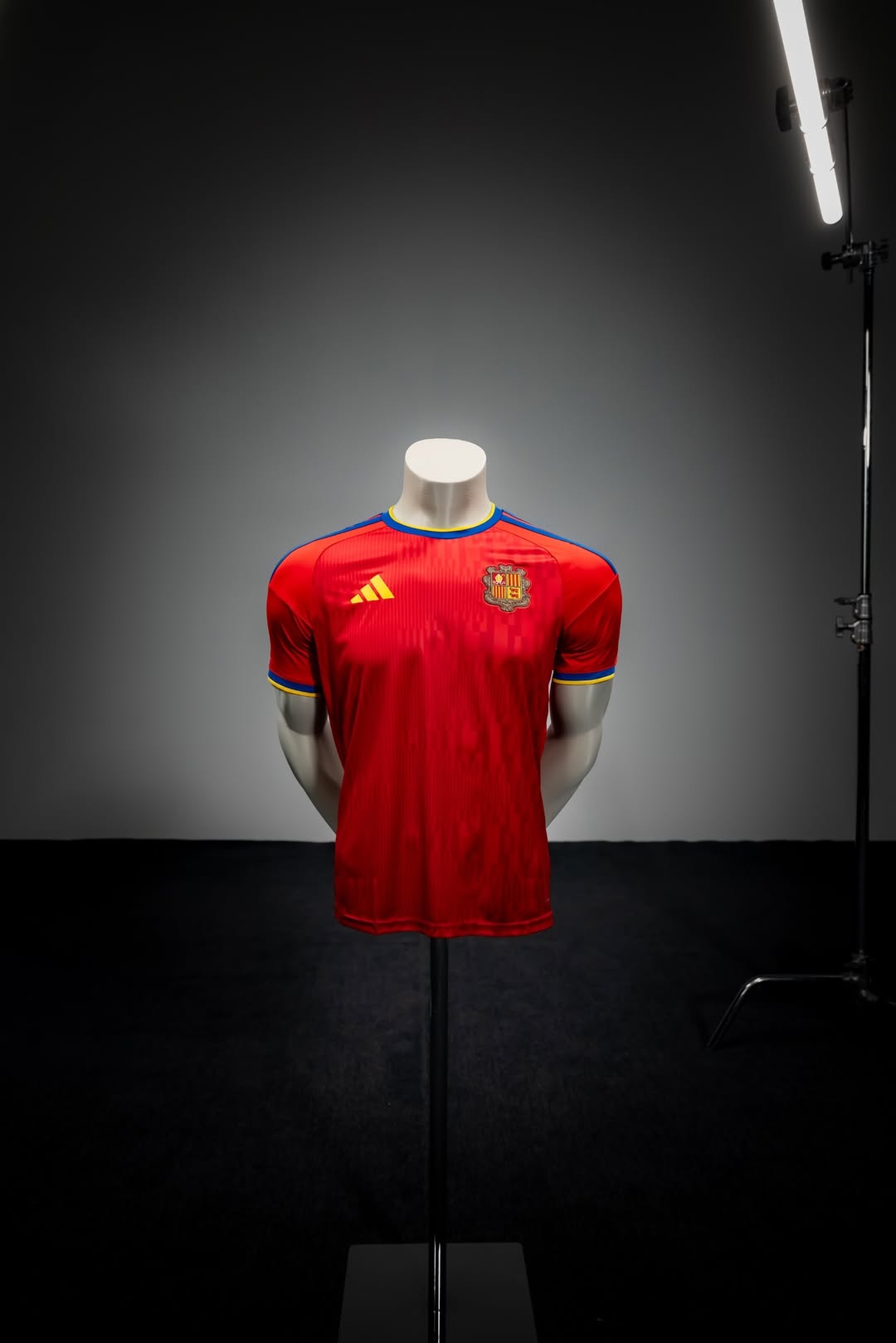 maillot andorre 2026 adidas uefa assistance kit