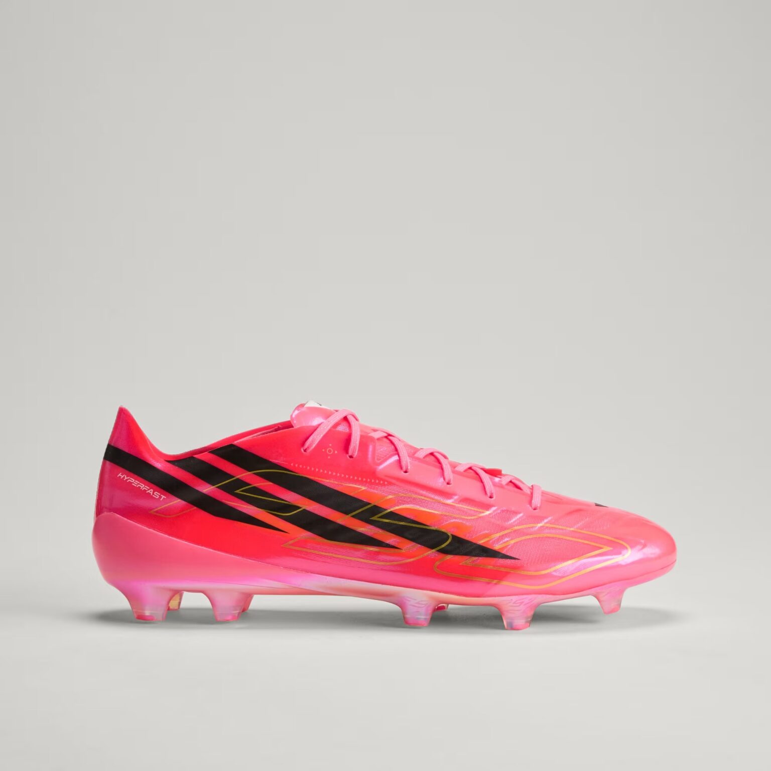 les-crampons-de-la-coupe-du-monde-2026-marque-par-marque