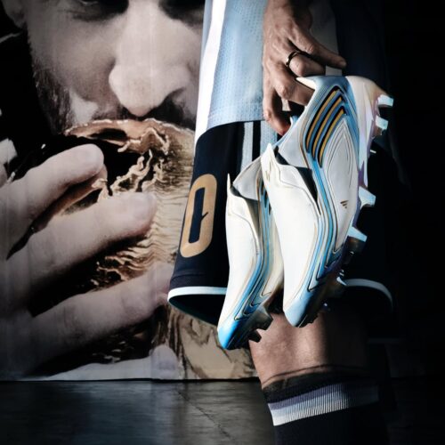 Image de l'article adidas replonge en 2006 avec la F50 El Último Tango de Messi
