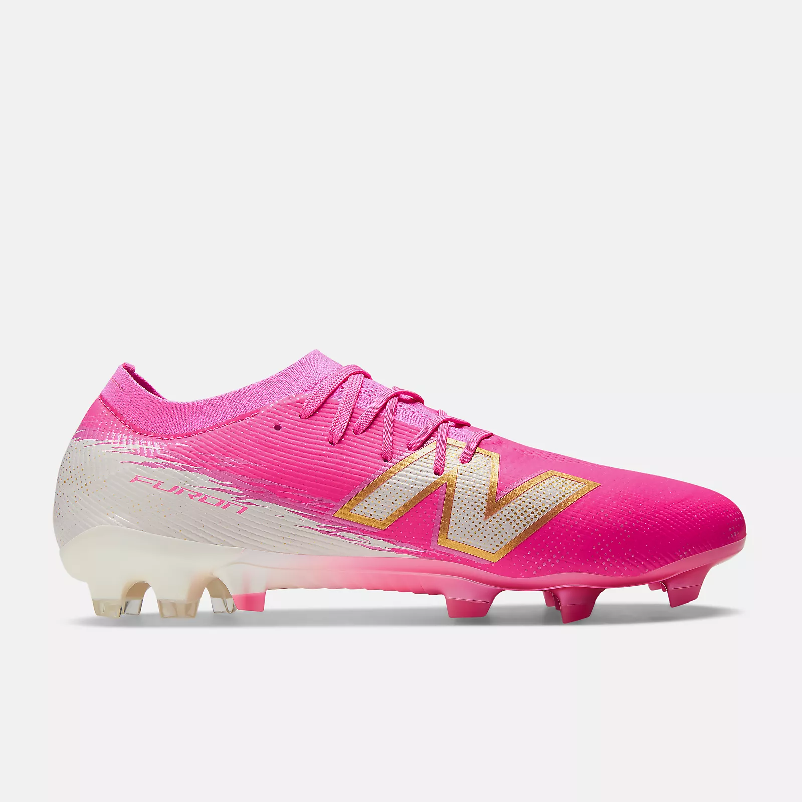 crampons new balance coupe du monde 2026