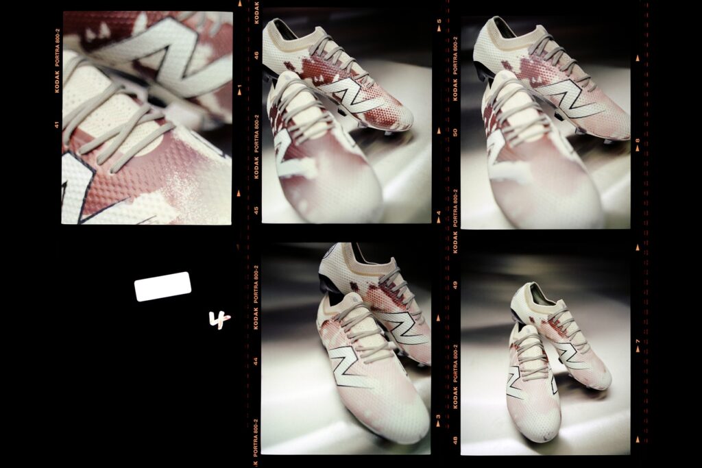 crampons new balance stone island