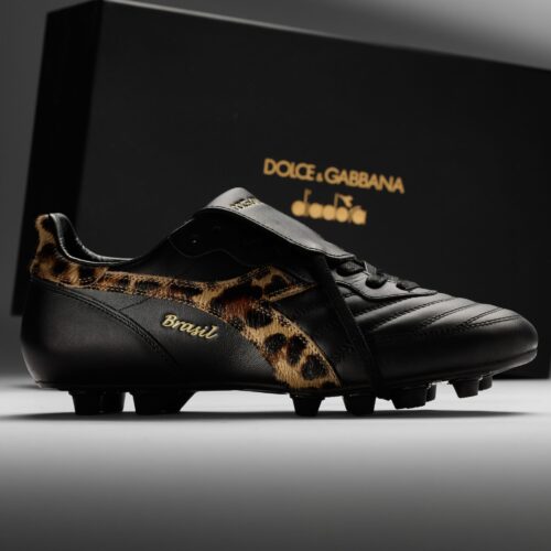 Image de l'article Quand Dolce & Gabbana revisite l'un des crampons les plus cultes du football