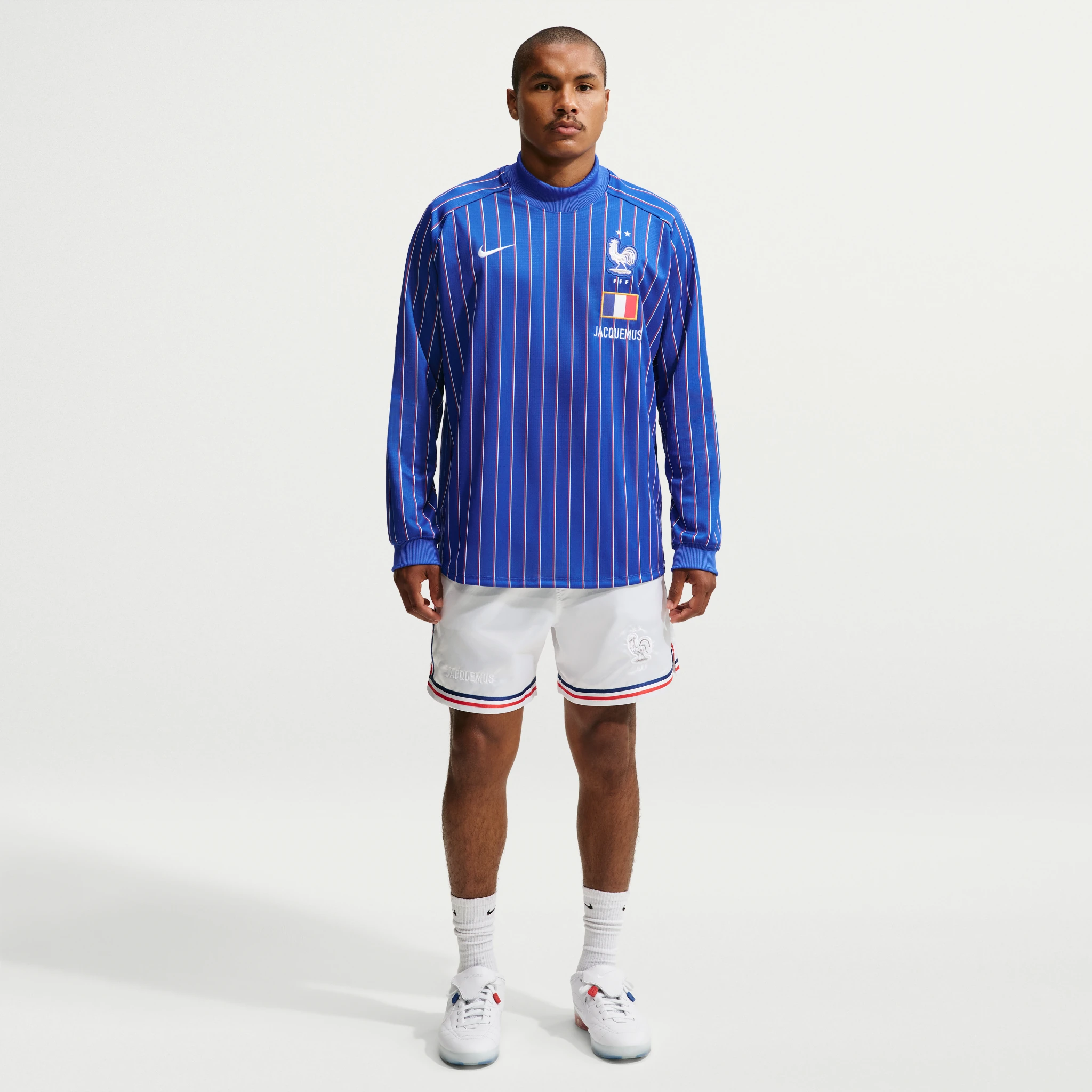 jacquemus-sur-le-maillot-pr-match-de-l-quipe-de-france