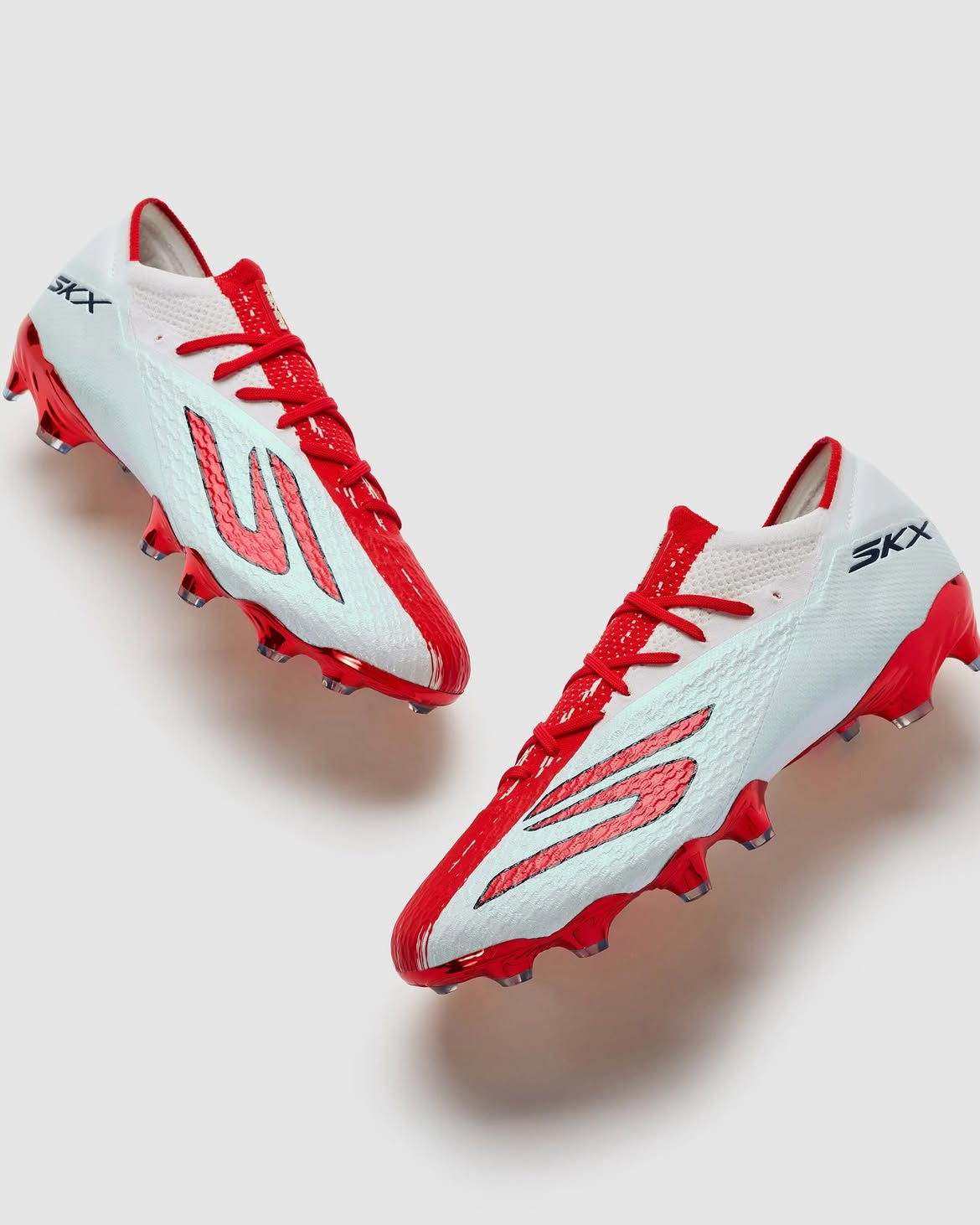 kane-crampons-skechers-england-5