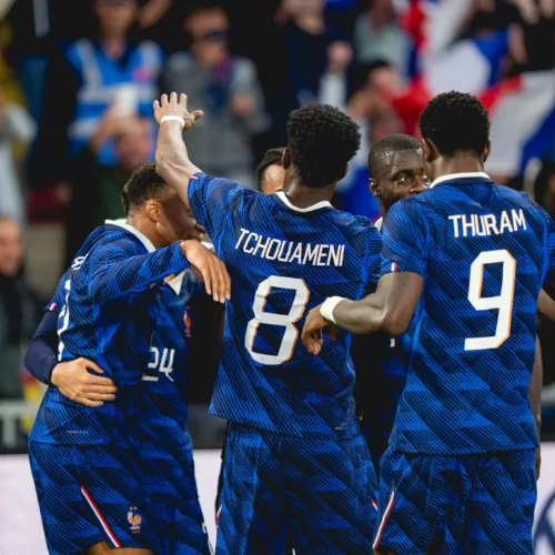 Image de l'article France-Sénégal : quel maillot pour le premier match des Bleus à la Coupe du Monde 2026 ?