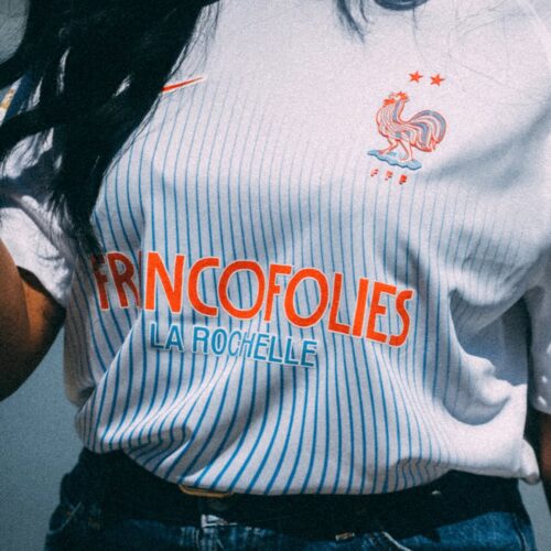 Image de l'article Pourquoi tout le monde va vouloir cet incroyable maillot FFF x Francofolies ?