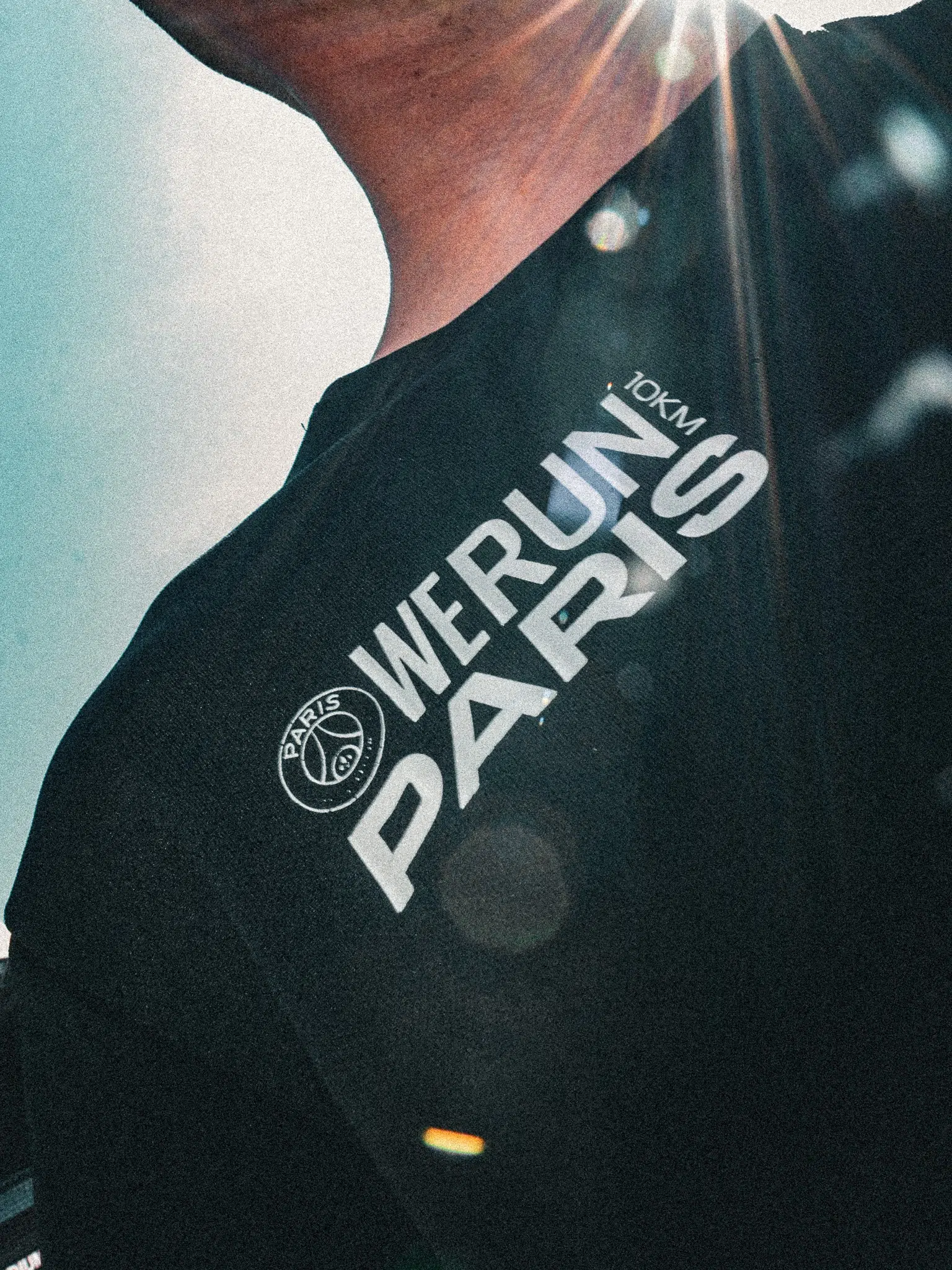 tee-shirt we run paris finisher nike psg