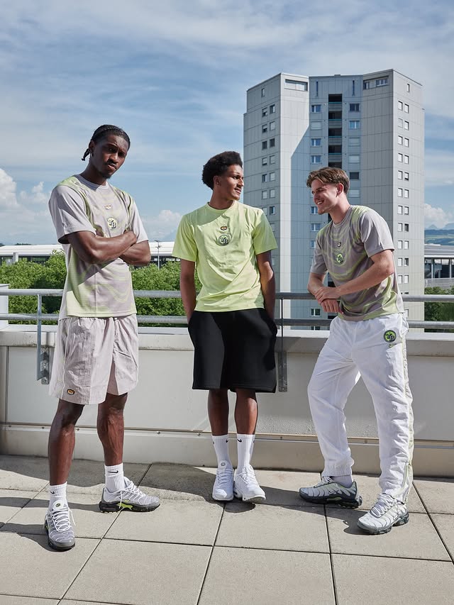 nike collection tn young boys berne