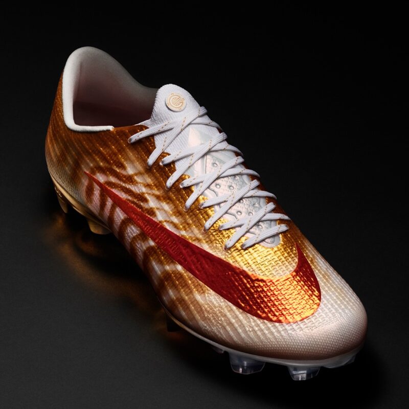 nike mercurial superfly 11 CR7 gold scorpion