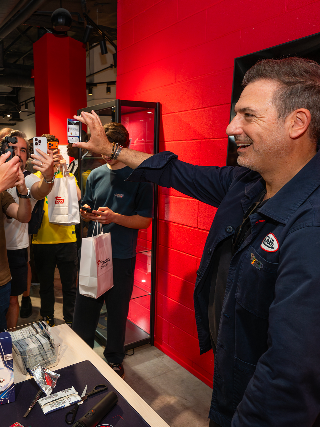 topps-fanatics-paris-pop-up-01