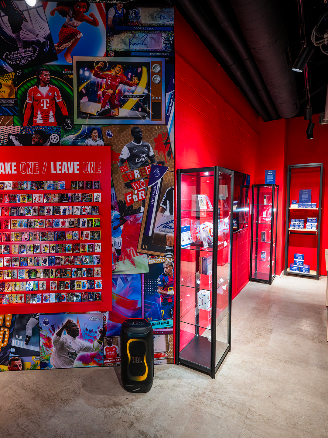topps-fanatics-paris-pop-up-03