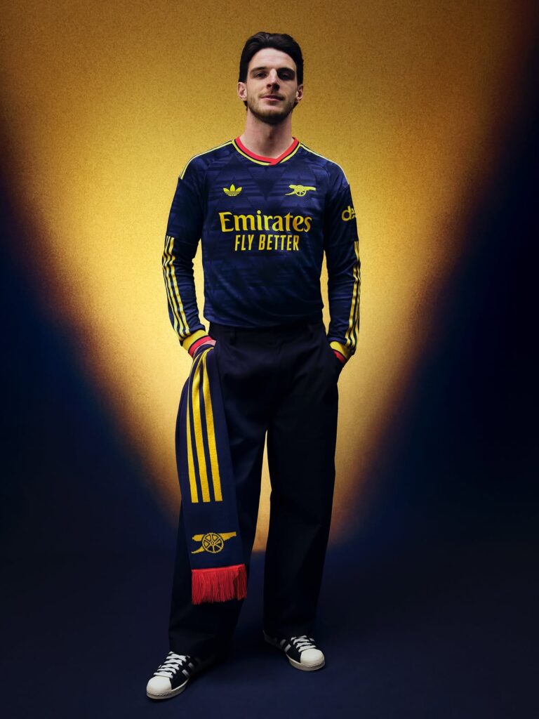 maillot-arsenal-exterieur-2026-2027-adidas-3