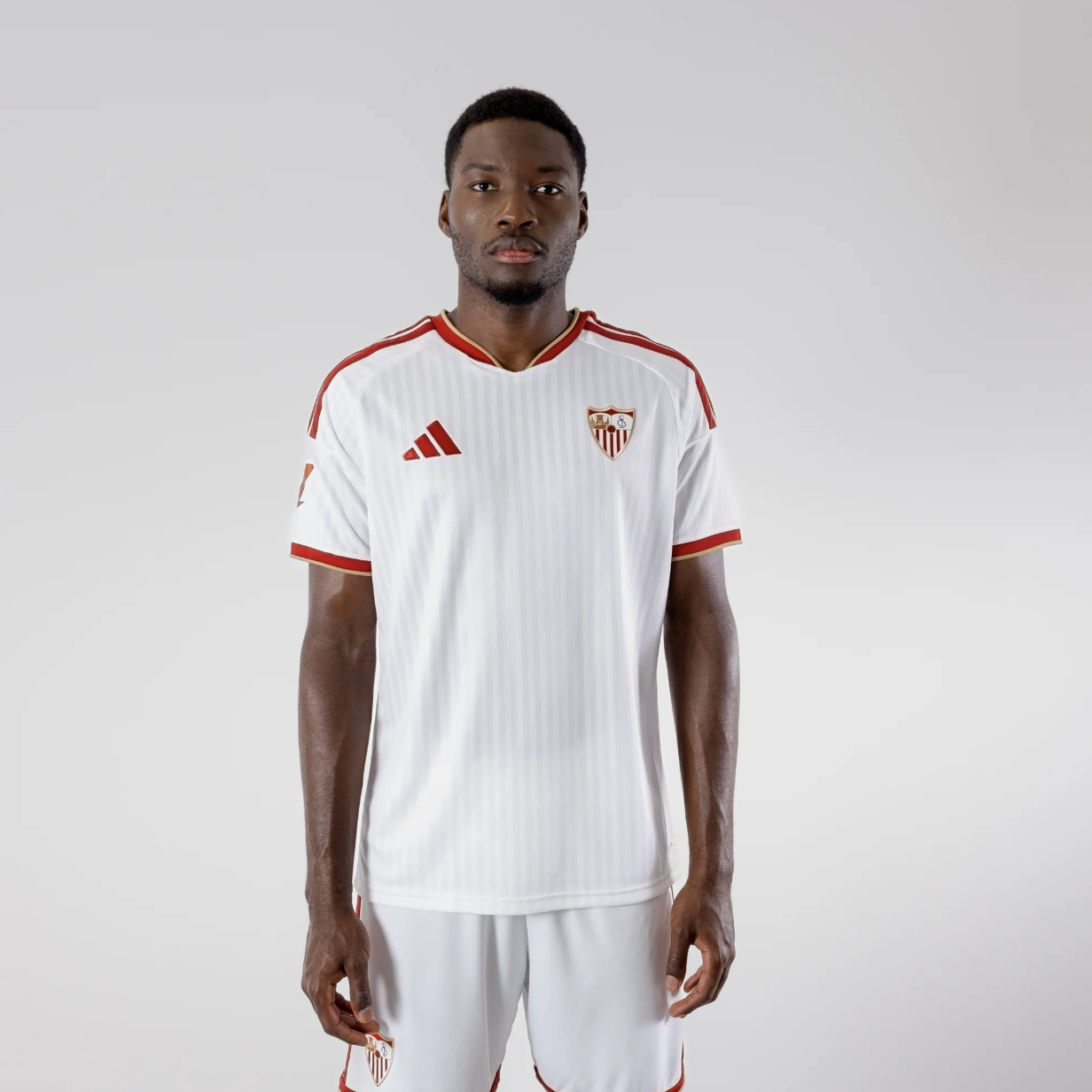 maillot fc seville 2026 2027 domicile adidas
