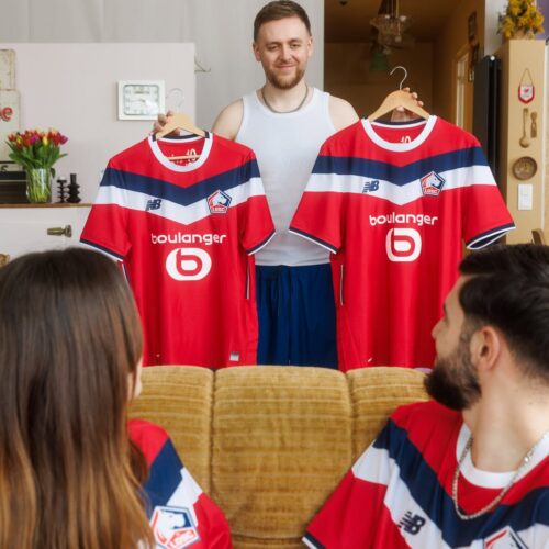 Image de l'article Le LOSC dévoile son maillot domicile 2026-2027 inspiré du titre de 2011