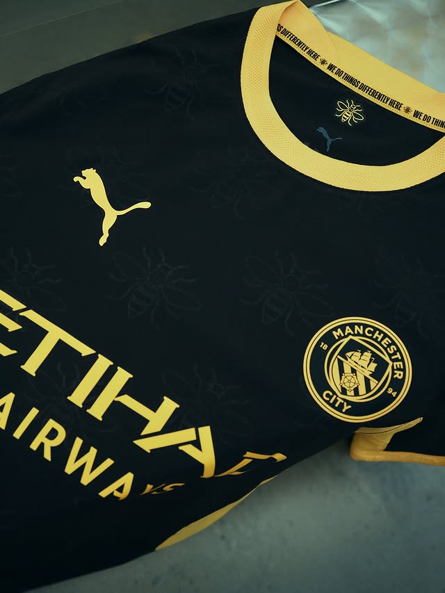 maillot manchester city 2026 2027 exterieur puma abeille