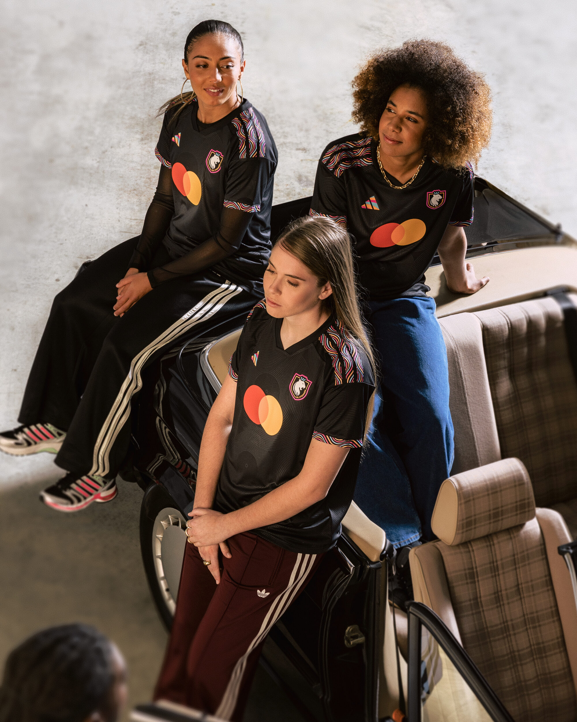 maillot-ol-third-2026-2027-adidas-3