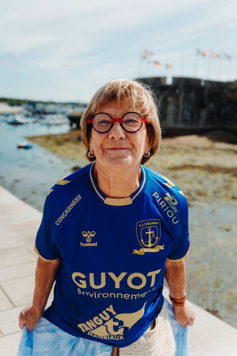 maillot-us-concarneau-domicile-2027-hummel