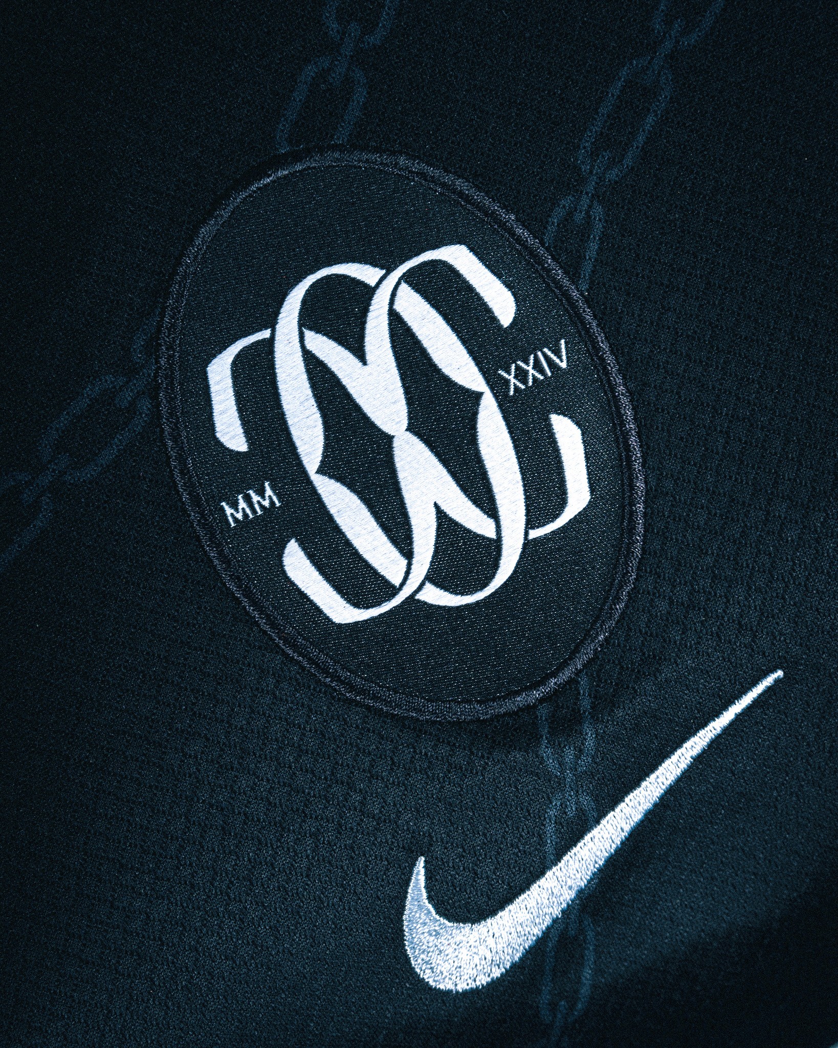 como-women-nike-2027-8