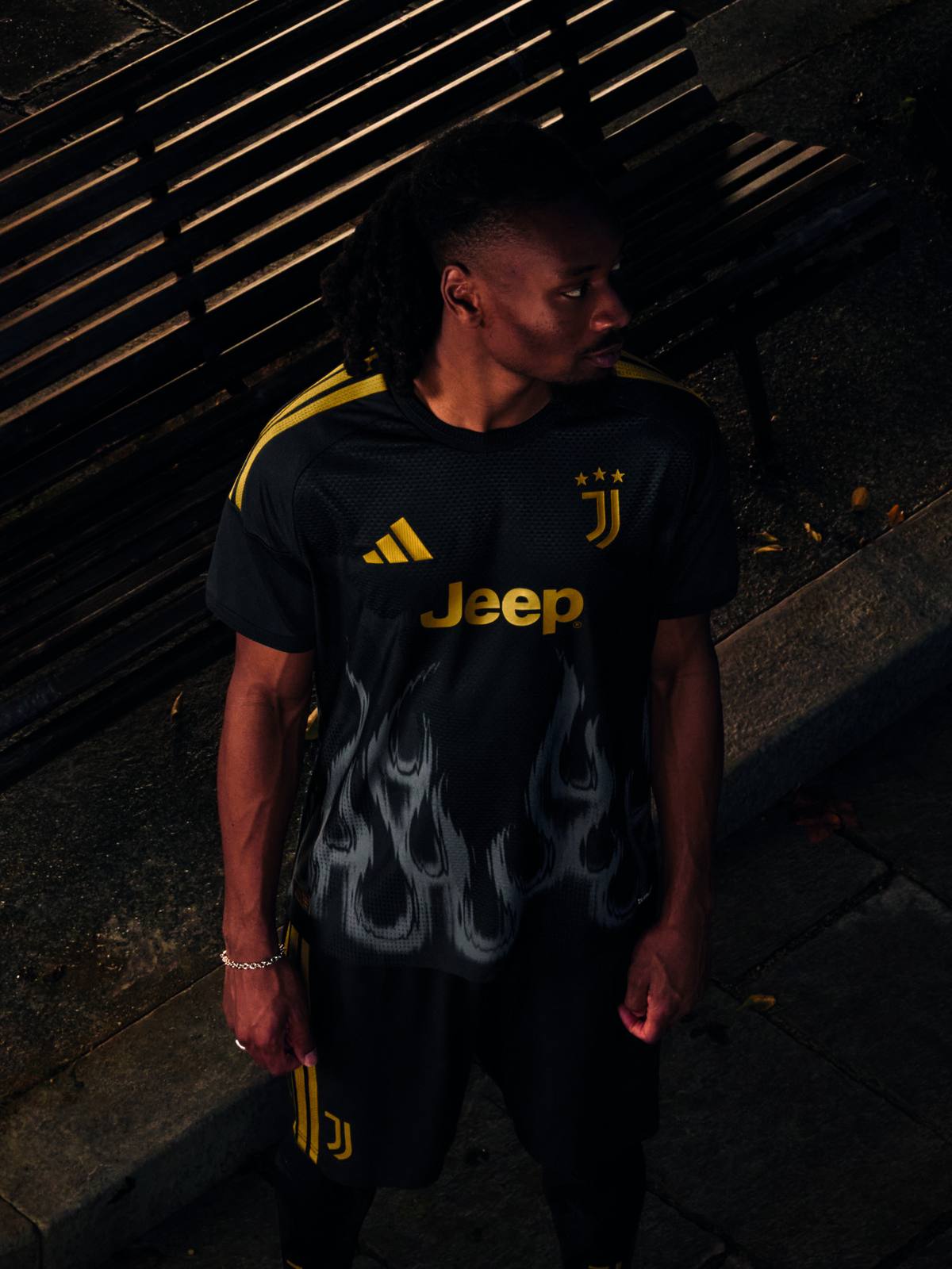 maillot-juventus-third-2026-2027-adidas-9