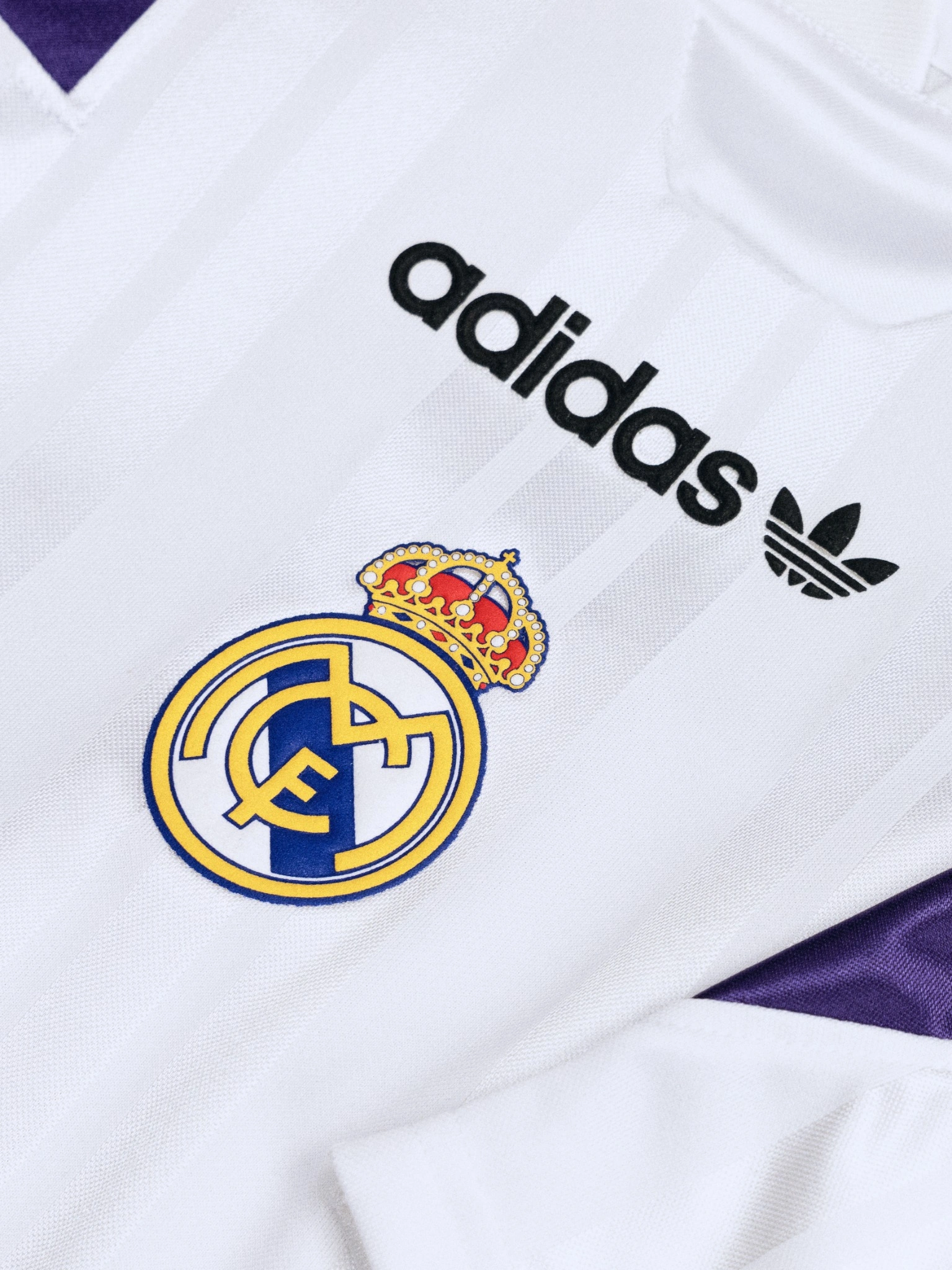 maillo real madrid retro EQT adidas