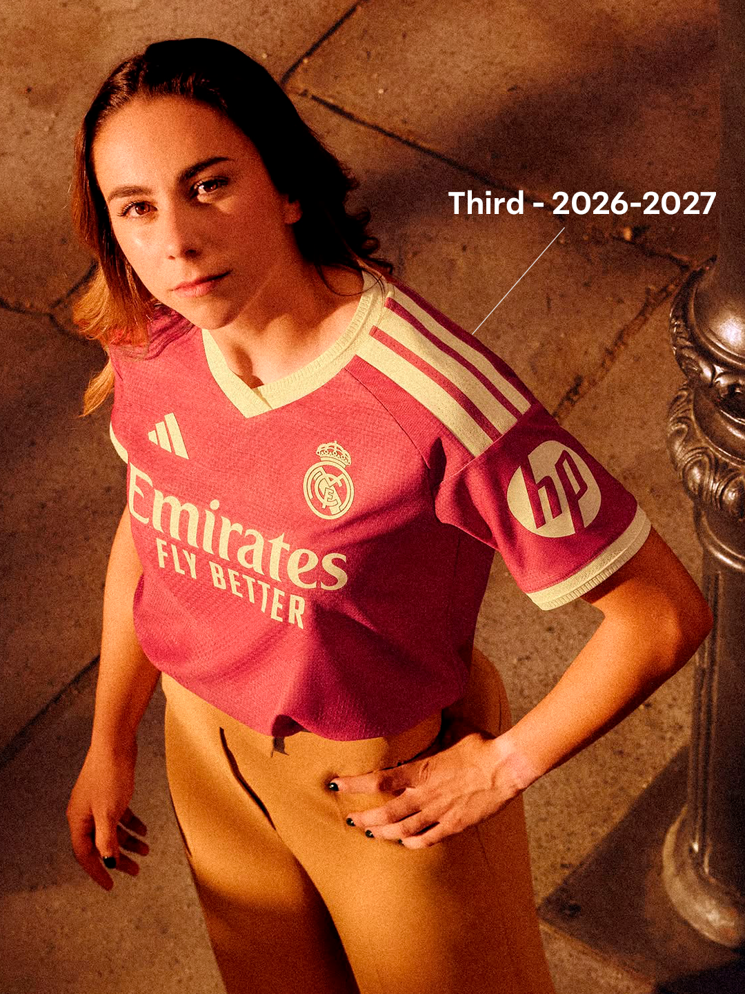 maillot-real-madrid-rose-adidas-third-2026-2027-8