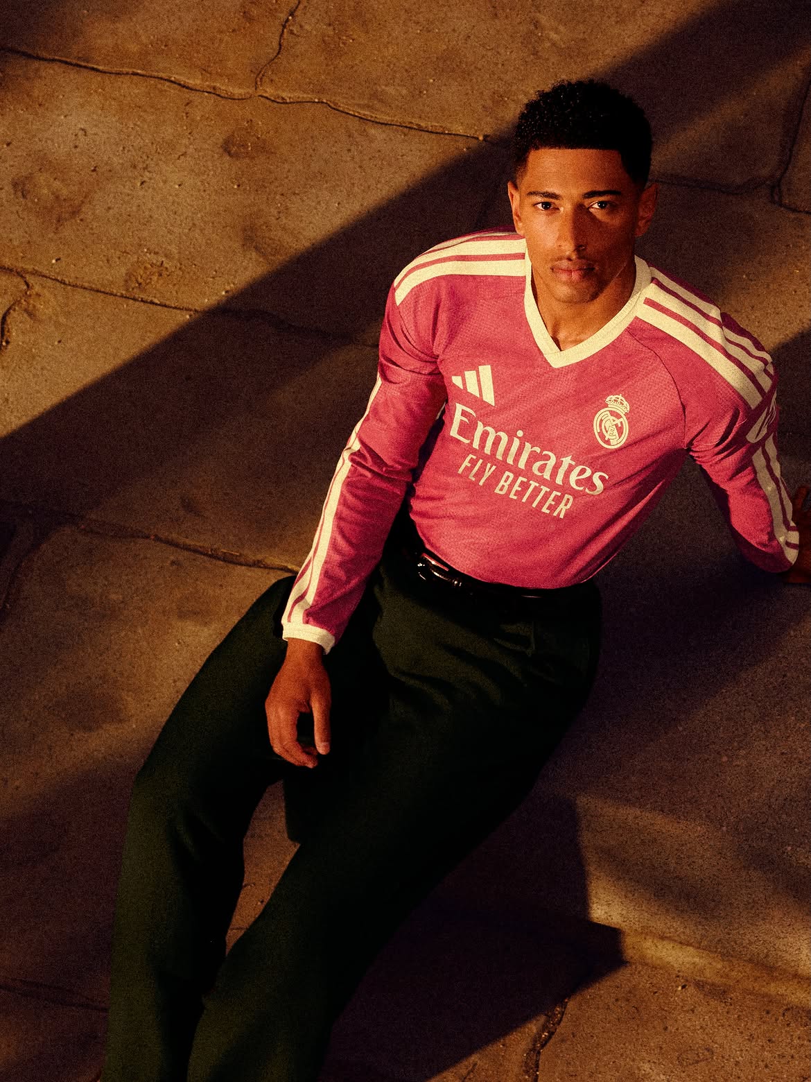 maillot-real-madrid-rose-adidas-third-2026-2027-96