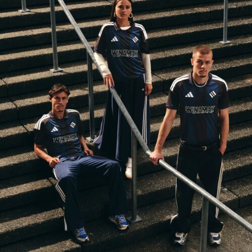 Image de l'article Le maillot third du Racing boucle une trilogie de 120 ans d'histoire avec son maillot third