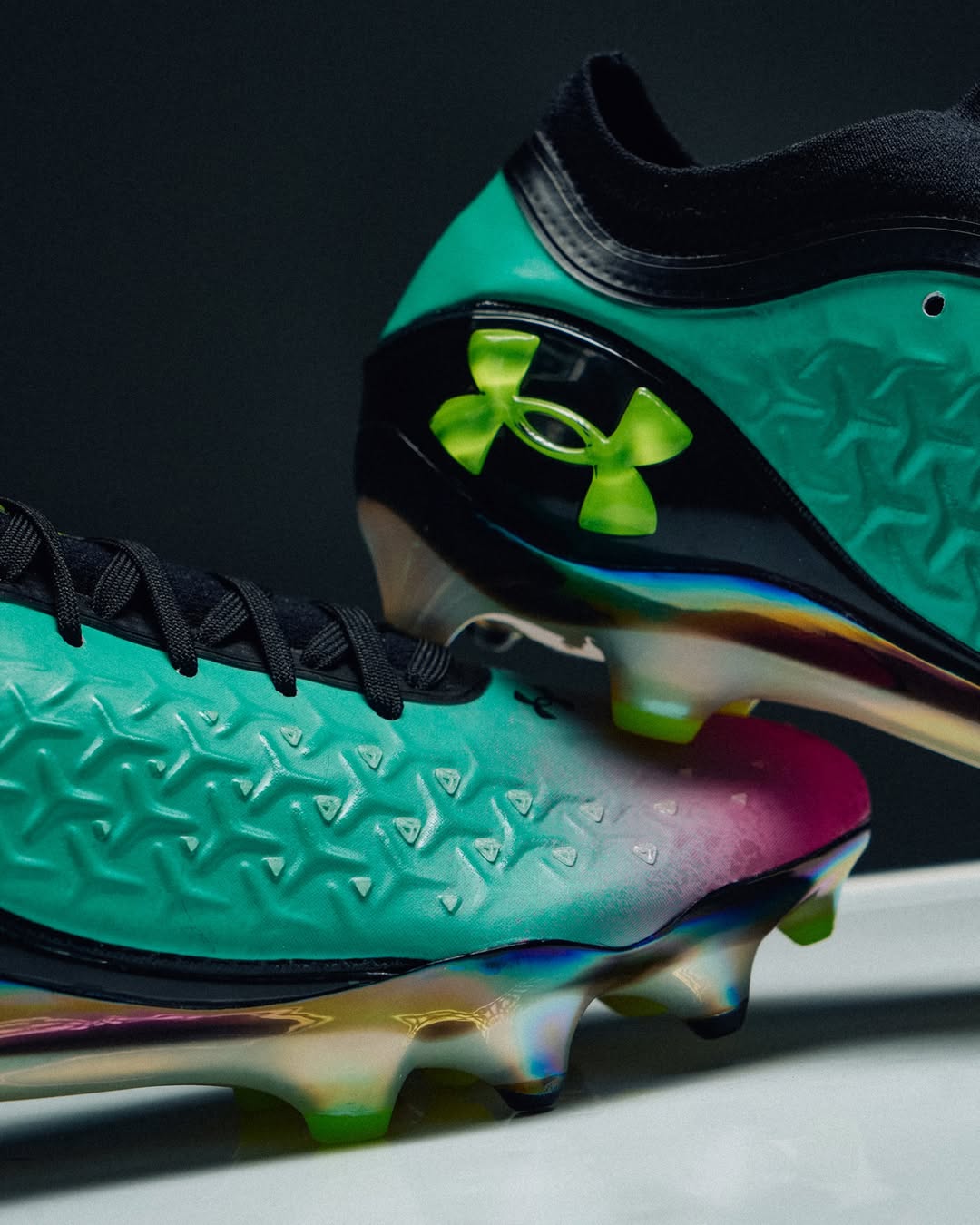 crampon under armour chroma pack