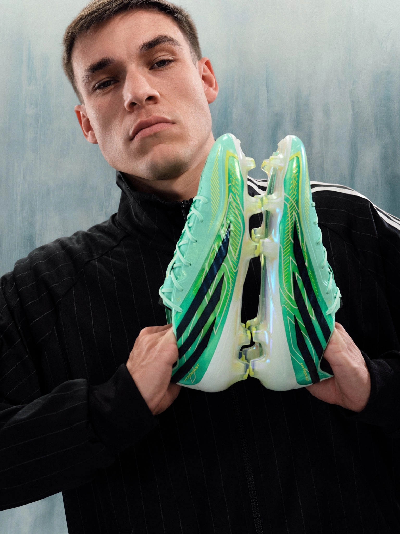 crampons adidas final rush pack
