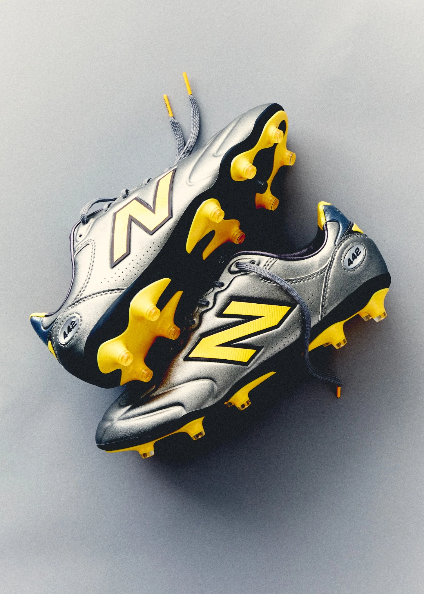 crampons new balance catalyst pack