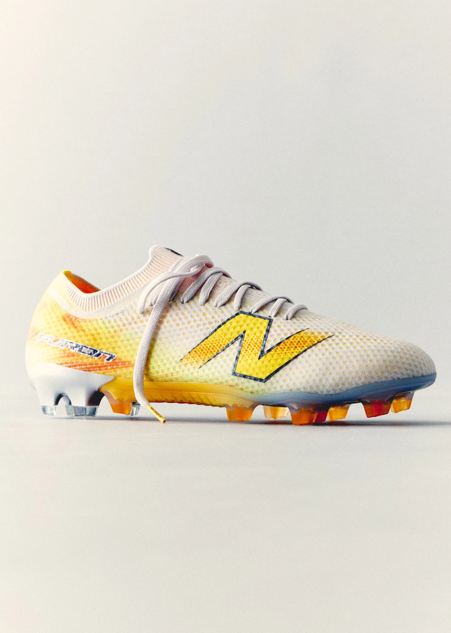crampons new balance catalyst pack