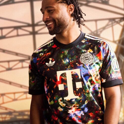 Image de l'article Le nouveau maillot Oktoberfest du Bayern Munich change complètement de style