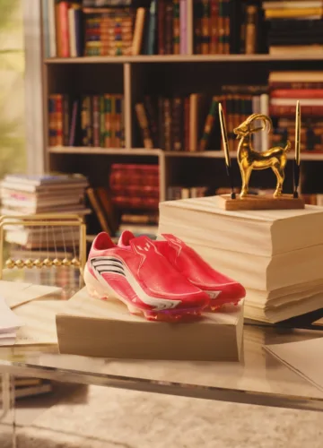 Image de l'article adidas dévoile la toute dernière chaussure signature de Lionel Messi&nbsp;!