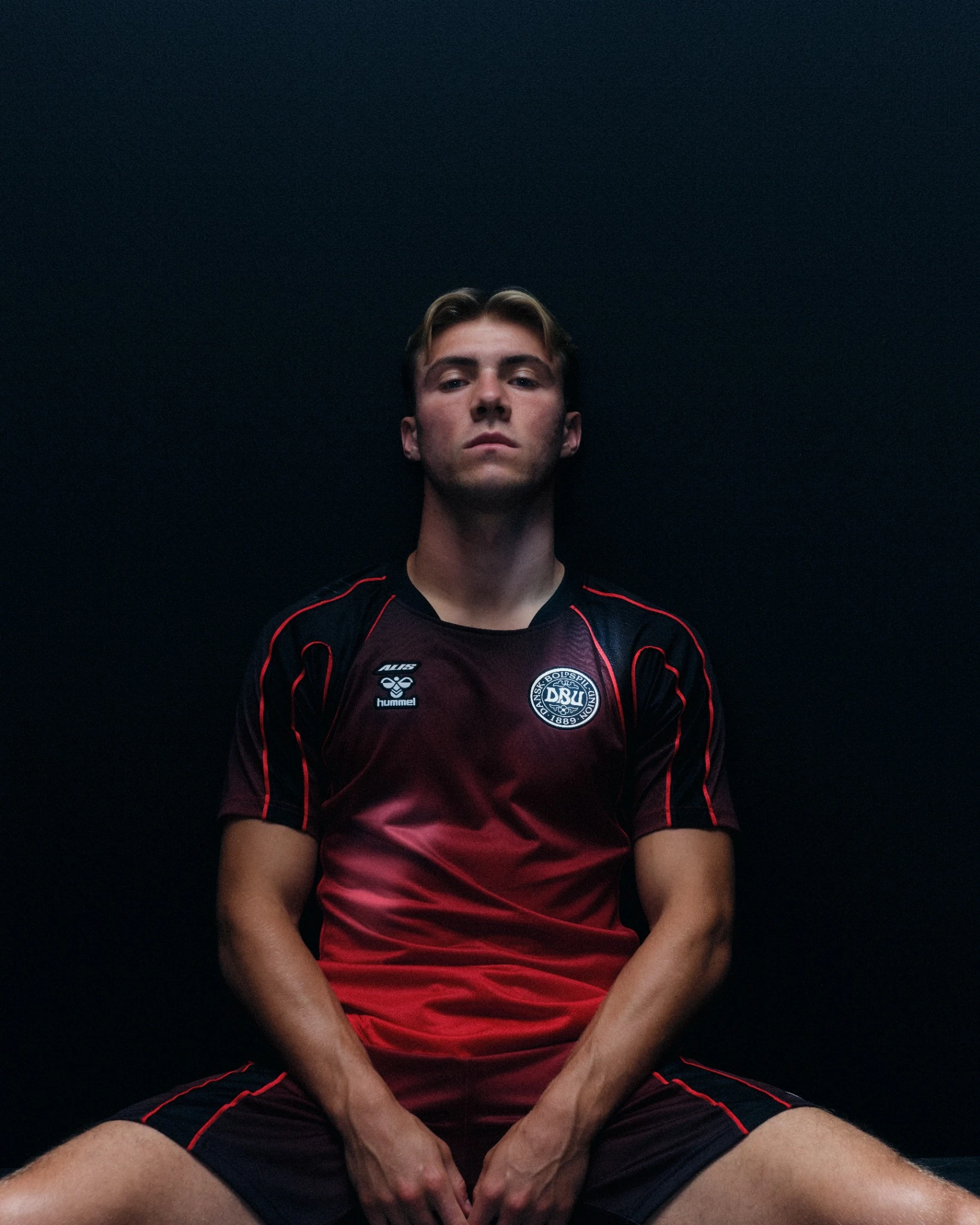 maillot-danemark-alis-hummel-1